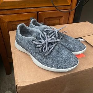 Men’s size 9 allbirds wool runner